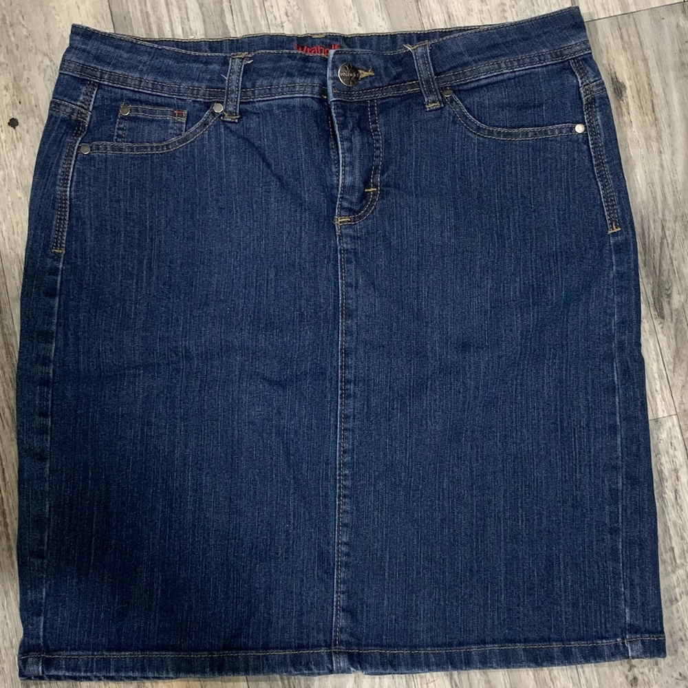 Women’s Wrangler Denim Skirt 10